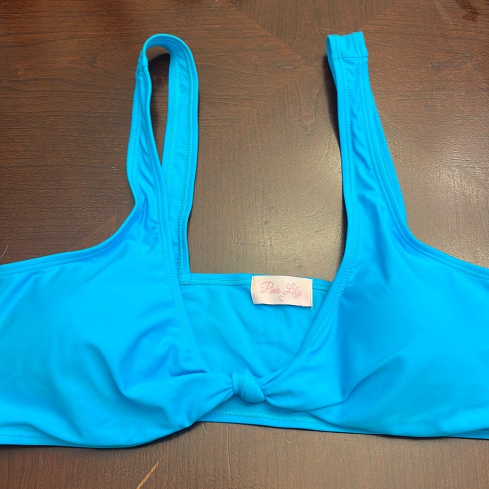 NWOT PINK LILLY SWIM TOP